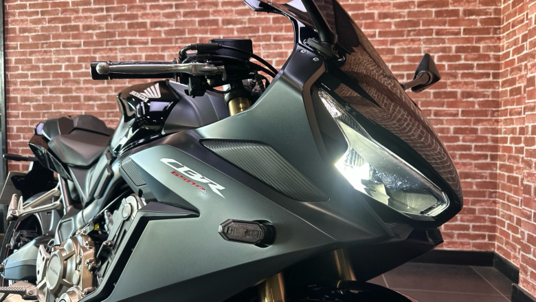 Honda CBR650R